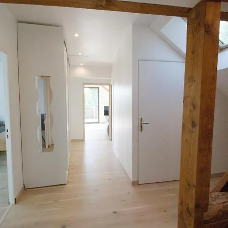 Appartement Clair, Spacieux Et Cosy Avec Vue Sur Le Massif De La Chartreuse Sainte-Helene-du-Lac